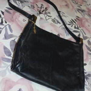 NAVY "SADDLE RIVER" LEATHER PURSE W/GOLD HANDLE ACCENTS